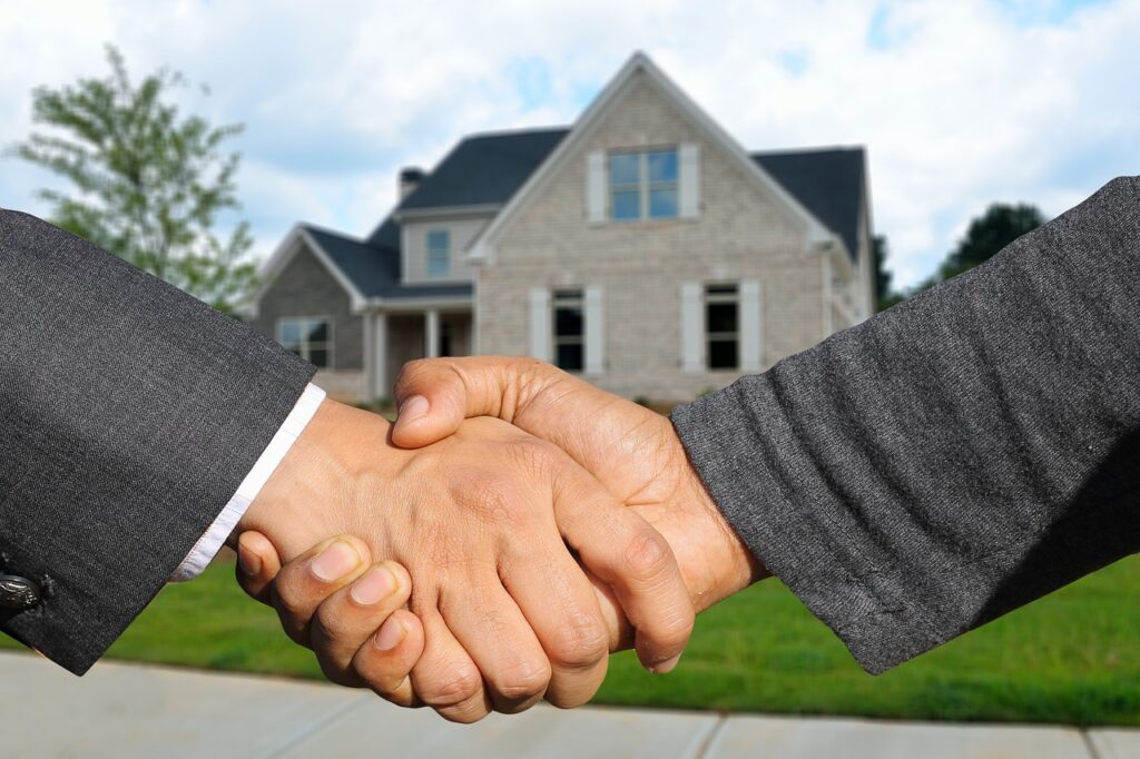 purchase, desktop backgrounds, house, house purchase, real estate, beautiful wallpaper, handing over, real estate agent, property, possession, worth, mac wallpaper, windows wallpaper, free background, laptop wallpaper, to buy, contract, shaking hands, handshake, wallpaper 4k, hd wallpaper, full hd wallpaper, agreement, 4k wallpaper 1920x1080, partnership, cool backgrounds, free wallpaper, 4k wallpaper, hand, man, wallpaper hd, collaboration, background, people